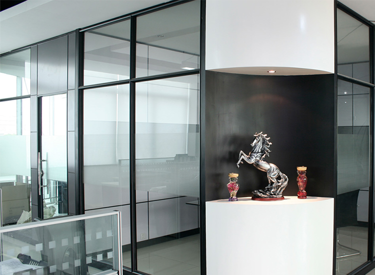 智能玻璃隔斷