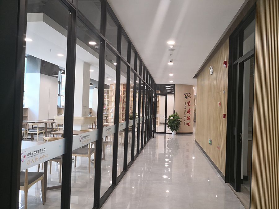 全鋼防火隔墻定制，整體美觀大方不生硬!